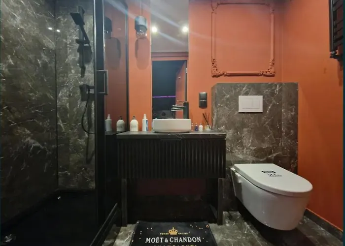 Daire Grey Champagne By Secret