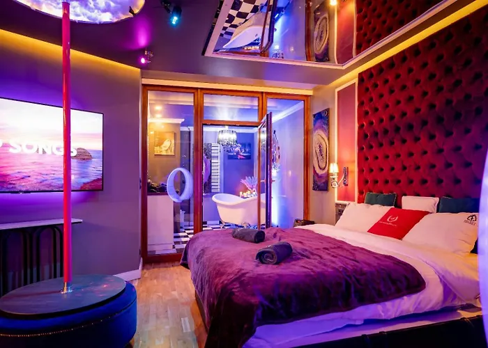 Grey Champagne By Secret Apartment Gdansk