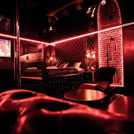 Grey Champagne By Secret Apartamento